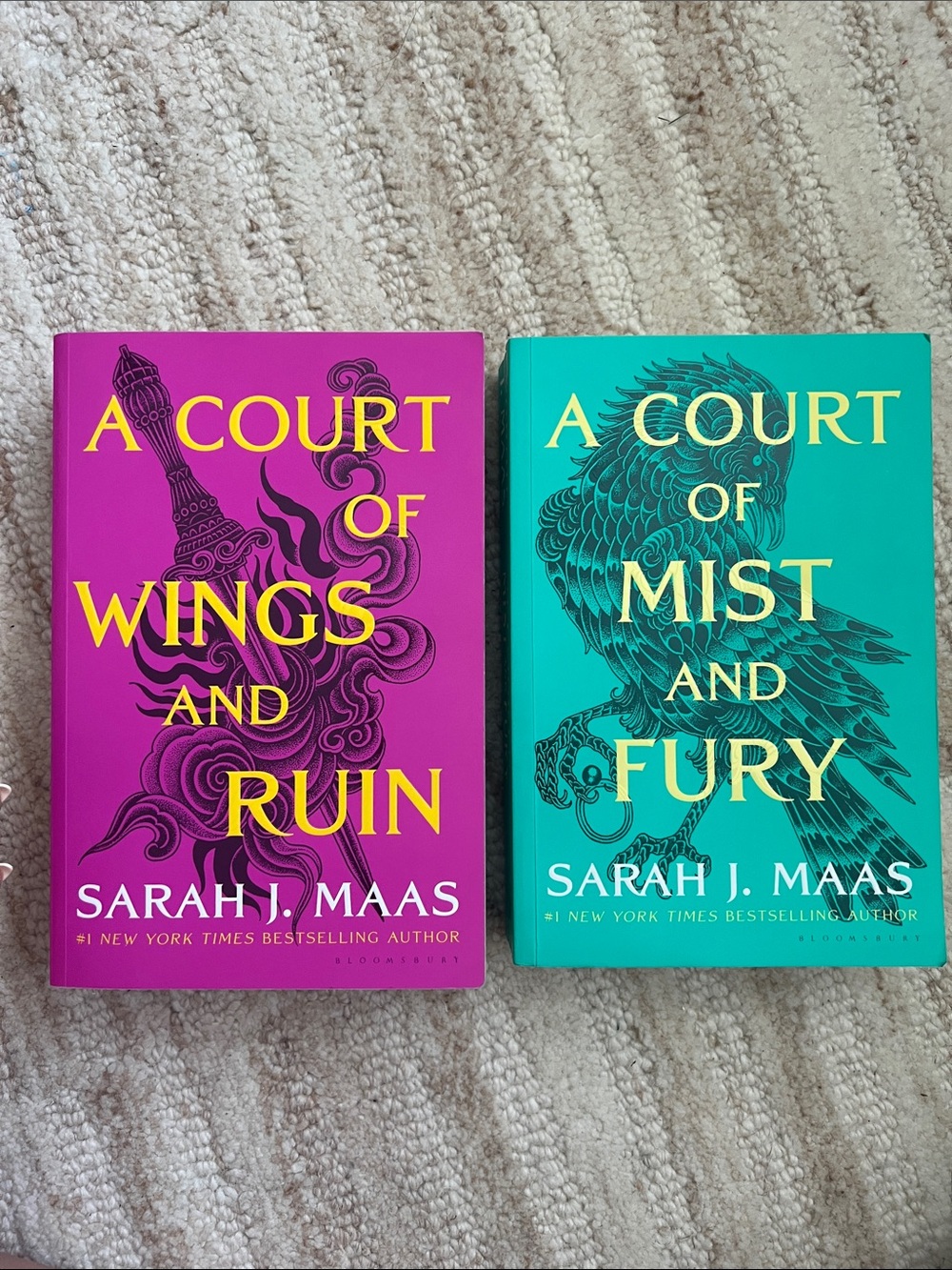 ACOTAR Book Set - A court of wings and ruin + A court of mist and fury- maas